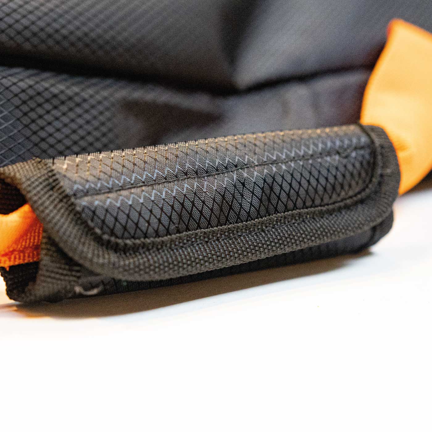 Sleeve of Love Boardbag Clover Protection Detail Handle