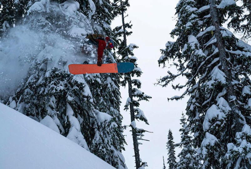 Clover Protection Homepage snowboard image 3